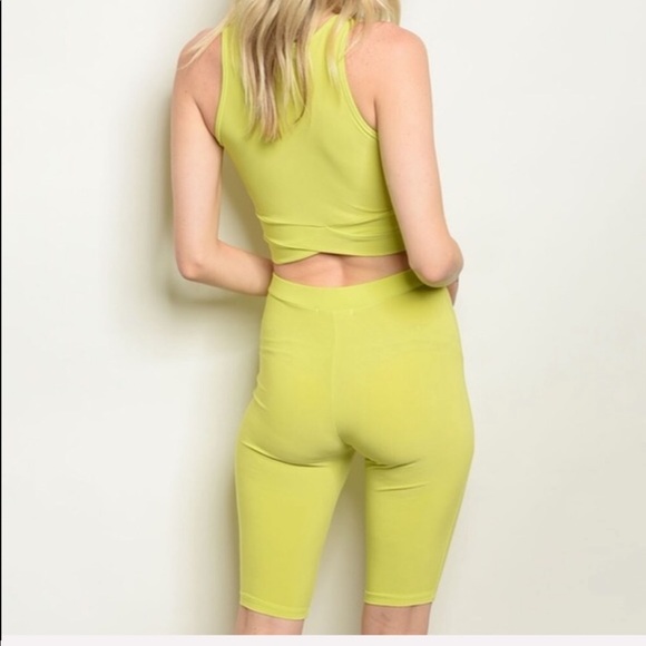 Neon yellow tank crop top, CUTE! - Picture 6 of 8